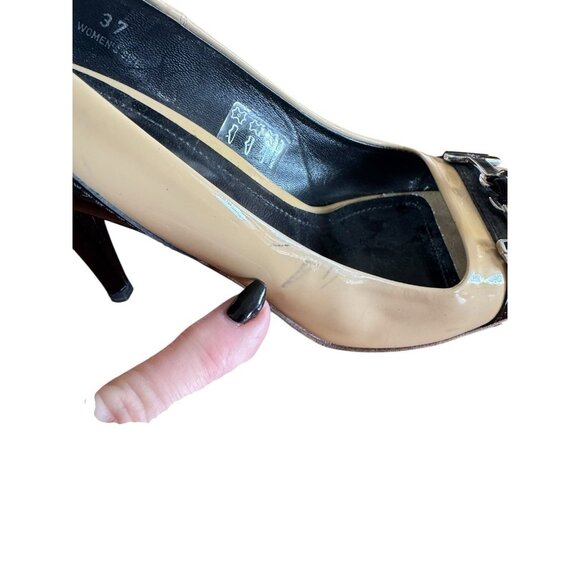 TOD'S Women's Sz 37 US Sz 6.5 Tan & Black Patent Leather Peep Toe Heels - Picture 12 of 15